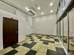 Eon Shenton (D2), Office #626836131